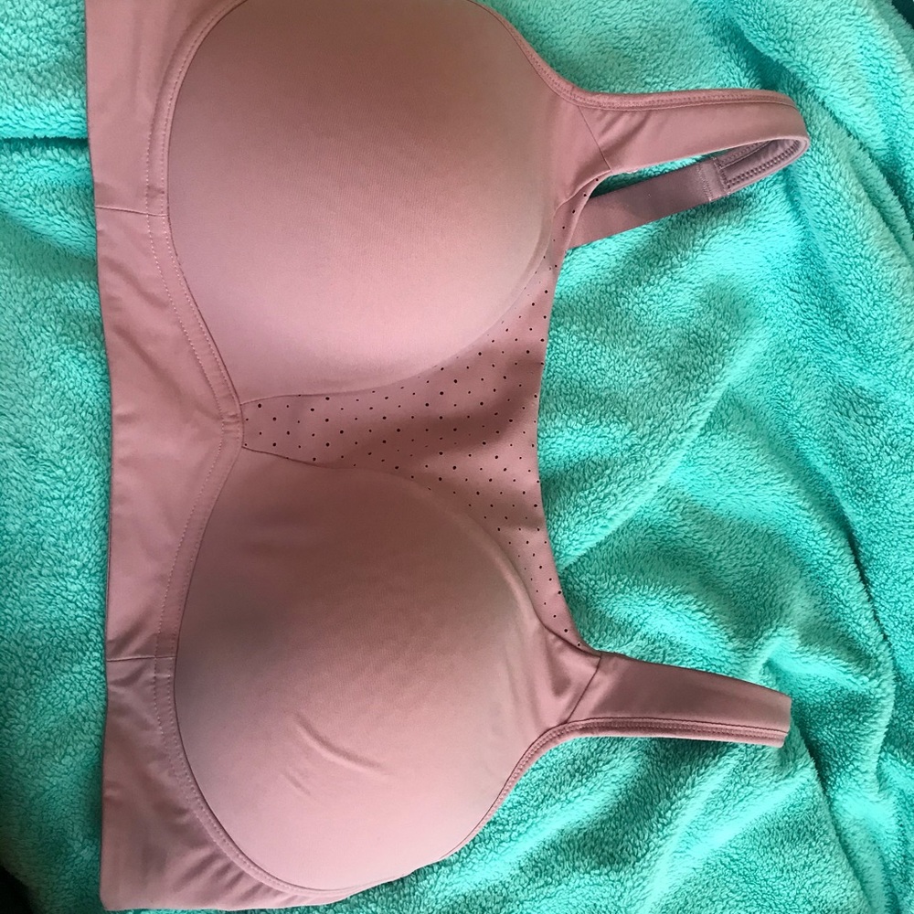 Lululemon sports bra. Light purple color size 36E